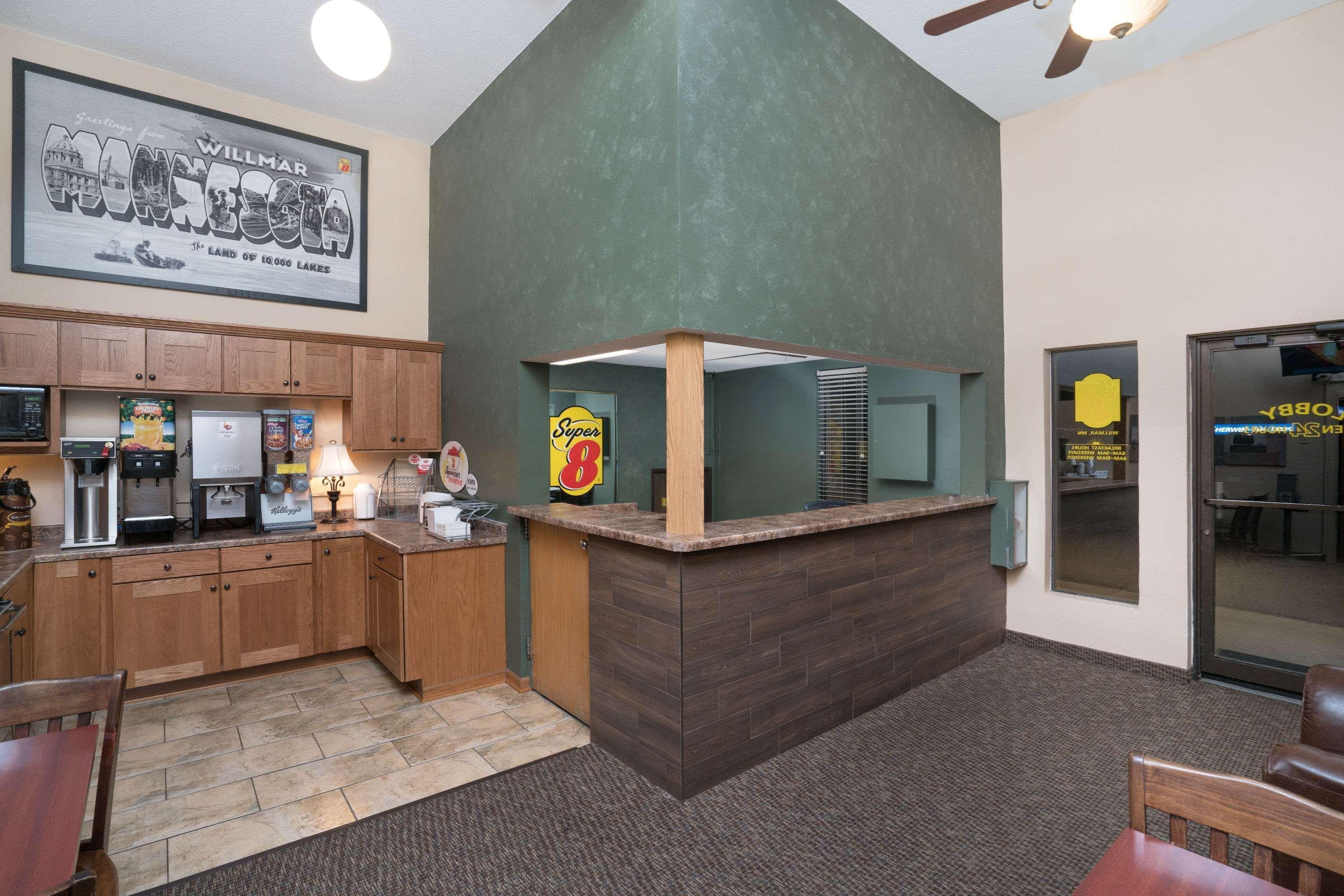 Hotel Super 8 By Wyndham Willmar Exterior foto